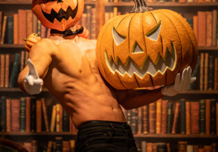 【ハロウィンのマッチョ】reference photo for drawing muscle/halloween macho/館の主「マッチョカボチャ」@フリー素材　筋肉