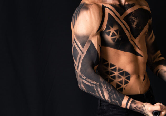 【アートなマッチョ】reference photo for drawing muscle/art of muscle body painting/art in arm@モデル　筋肉