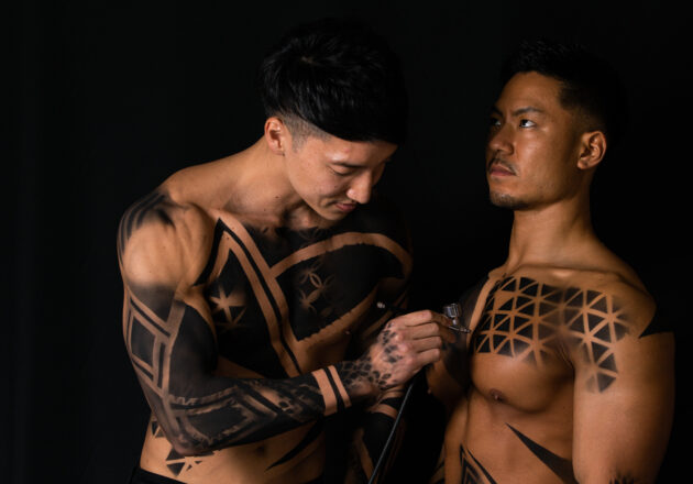 【アートなマッチョ】reference photo for drawing muscle/art of muscle body painting/アートを制作するマッチョ@モデル　筋肉