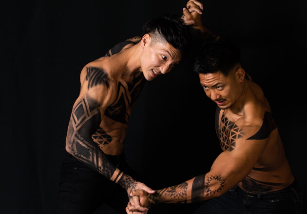 【アートなマッチョ】reference photo for drawing muscle/art of muscle body painting/じゃれ合うマッチョ@モデル　筋肉
