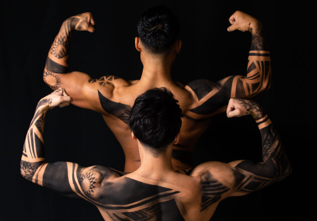 【アートなマッチョ】reference photo for drawing muscle/art of muscle body painting/アートな広背筋@フリー素材　筋肉