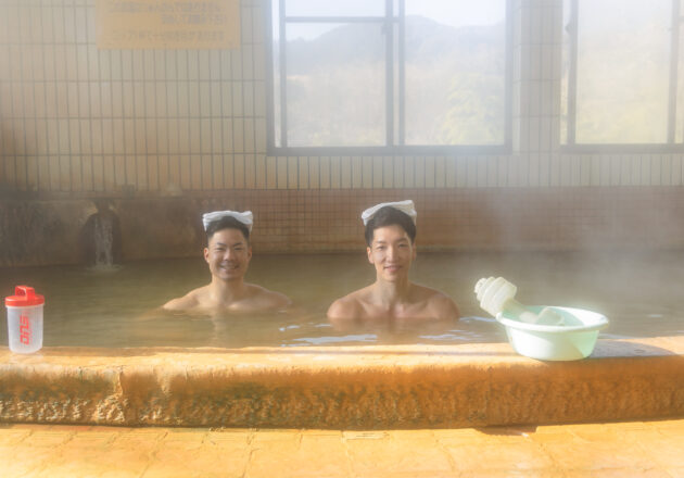 宮崎皇子原温泉のマッチョ@ストックフォト　温泉