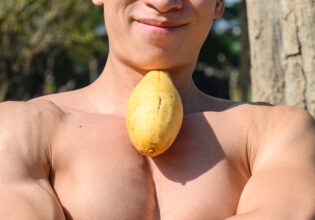mango on the pecs muscle stock photos@มะม่วง　 นายแบบ