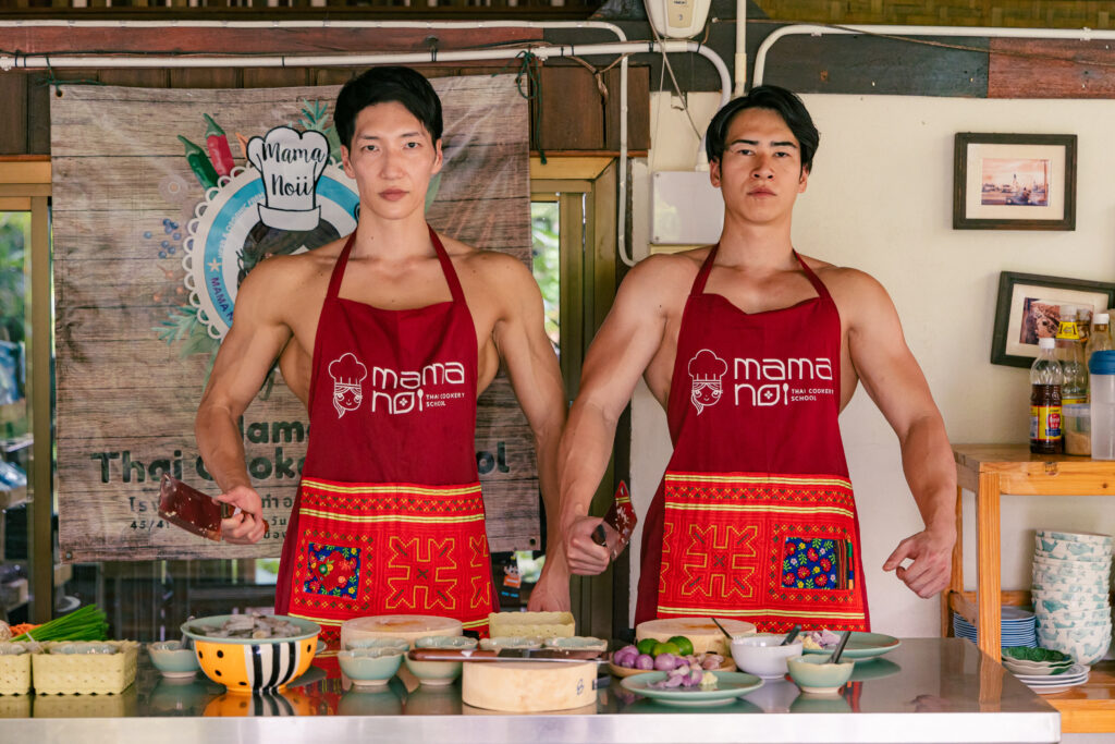 Thai cooking school class muscularmen@muscular men stock photos fore pose reference