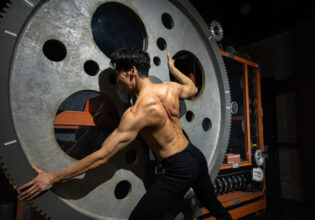 turn the wheels of history@muscular man