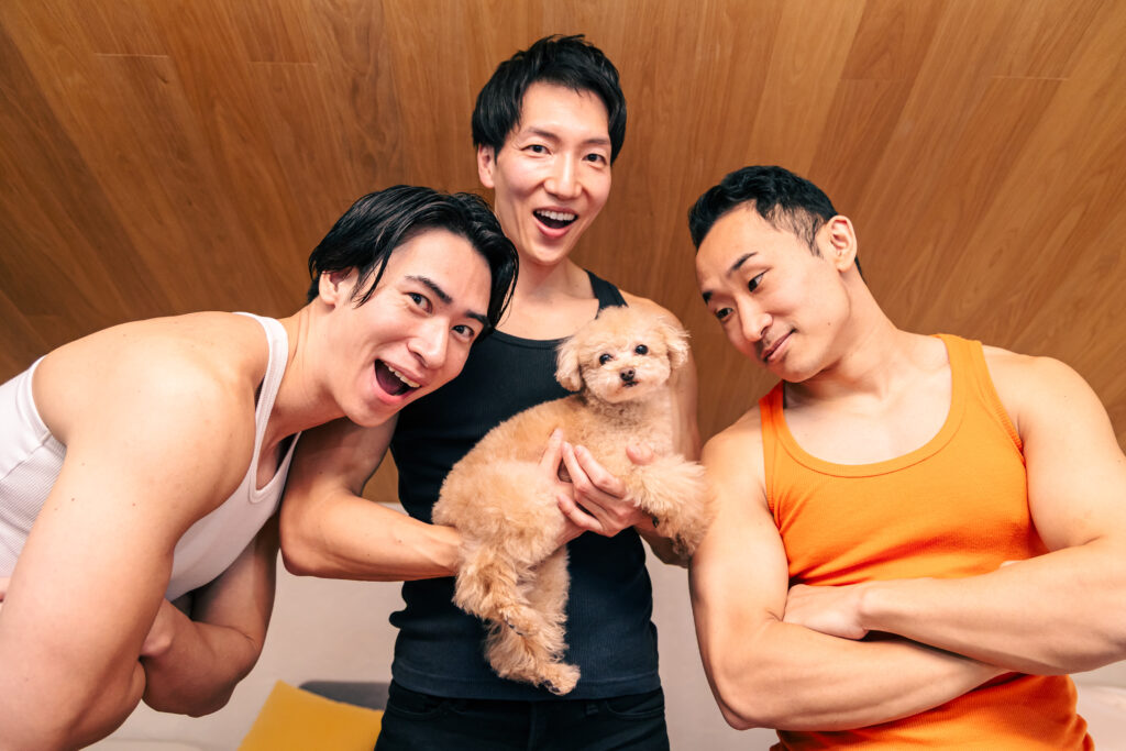 犬とマッチョ　フリー素材