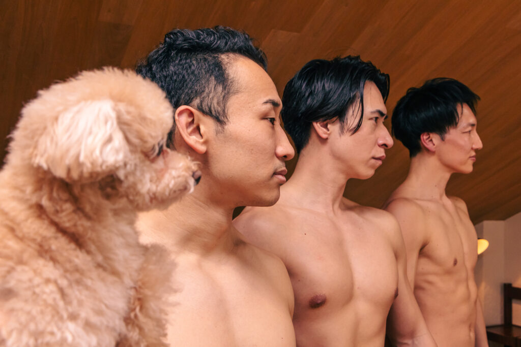 アニメのオープニングみたいなワンちゃんとマッチョ＠Dog and muscular men stock photo