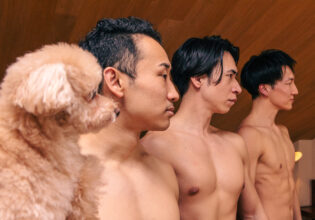 アニメのオープニングみたいなワンちゃんとマッチョ＠Dog and muscular men stock photo