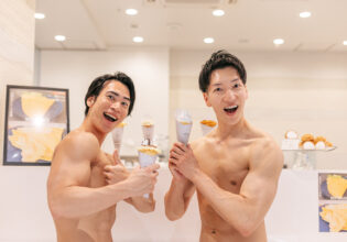 ソフトクリームとマッチョ/ココノススキノ