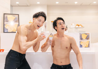 ソフトクリームにこっそりプロテインを入れるマッチョ/マッチョフリー素材